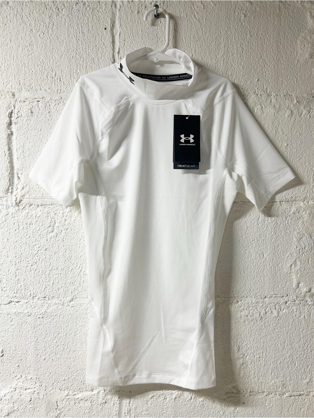 Under Armour Men’s White HeatGear Short Sleeve Compression Shirt Sz. XS NWT